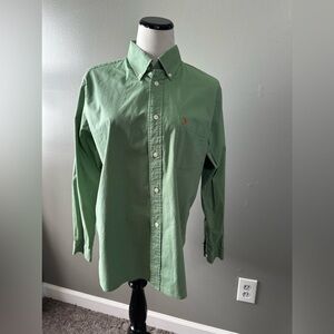 Mobile Bay men’s medium long sleeve button up shirt with vented back green color